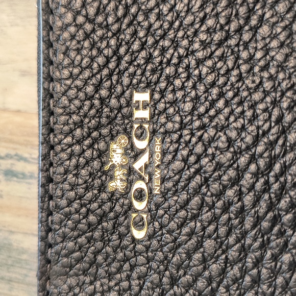 COACH Corner Zip Wristlet wallet - Picture 2 of 6